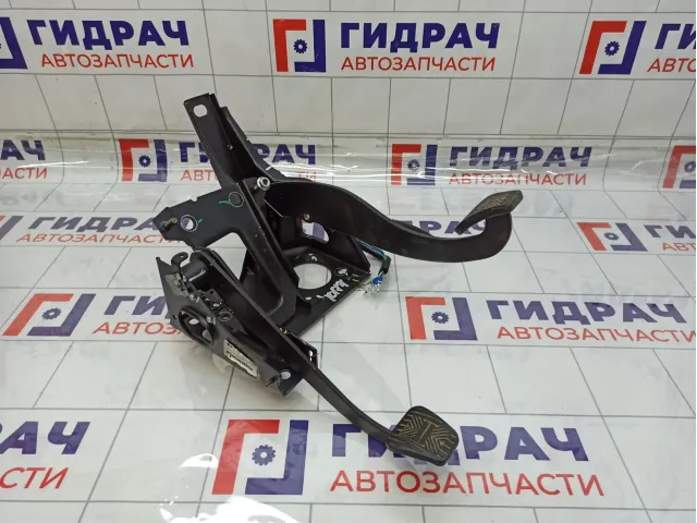 Блок педалей Lada Granta 21901160200650