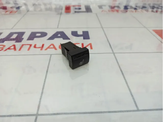 Кнопка обогрева сиденья Lada Granta 8450100641