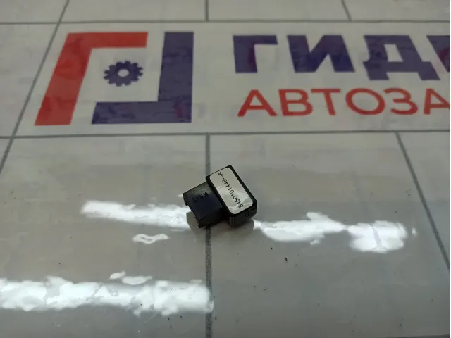 Кнопка стояночного тормоза Lada Granta 8450101446