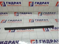 Уплотнитель стекла переднего левого Lada Granta