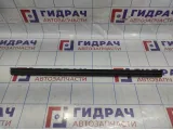 Уплотнитель стекла переднего левого Lada Granta