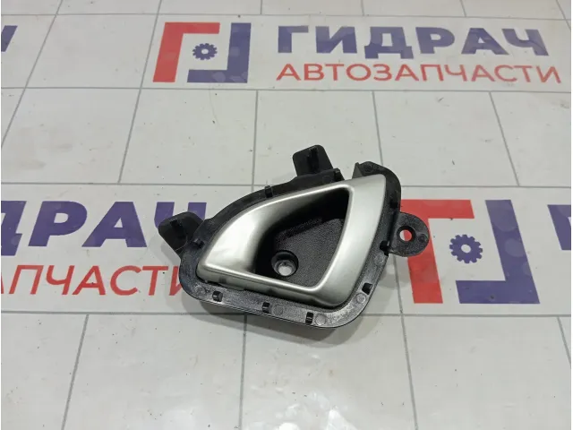 Ручка двери внутренняя передняя правая Lada Granta 21906105180