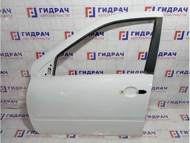 Дверь передняя левая Lada Granta 11180610001500