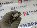 Кнопка открывания багажника Lada Granta 906069264R