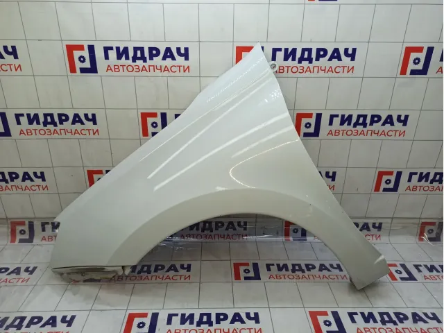 Крыло переднее левое Lada Granta