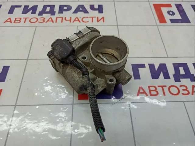 Дроссельная заслонка Lada Granta 111821148010