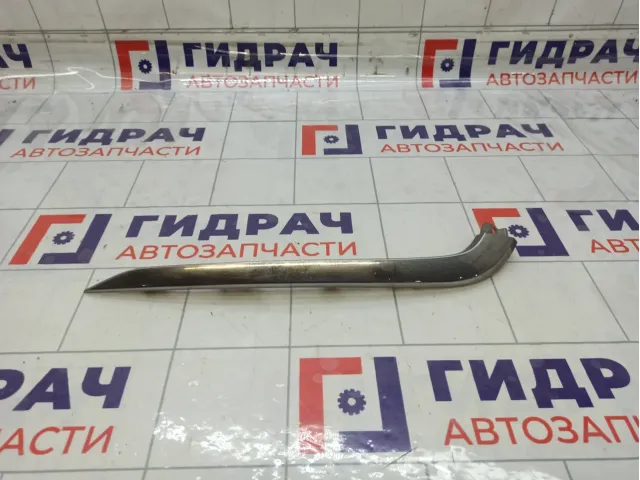 Накладка бампера переднего правая Lada Granta 8450100992