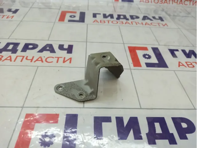 Кронштейн крепления крыла переднего правого Lada Granta