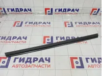 Уплотнитель стекла переднего правого Lada Granta