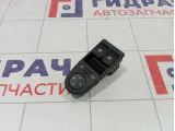 Блок управления стеклоподъемниками Lada Granta 8450100633