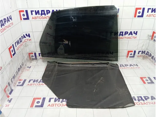 Стекло двери задней правой Lada Granta
