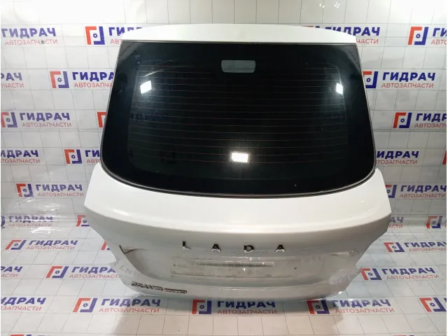 Дверь багажника Lada Granta