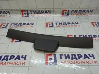 Обшивка двери багажника центральная Lada Granta 21916302078