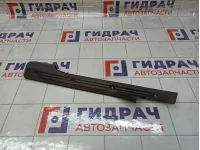 Накладка порога внутренняя задняя левая Lada Granta 11185109079