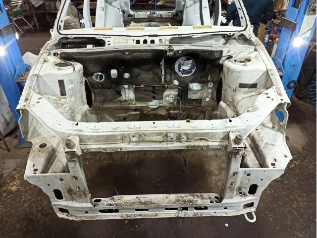 Панель передняя Lada Granta