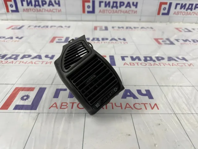 Дефлектор воздушный левый Lada Kalina 11188108039