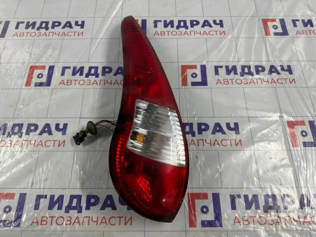 Фонарь задний левый Lada Kalina 11193716041