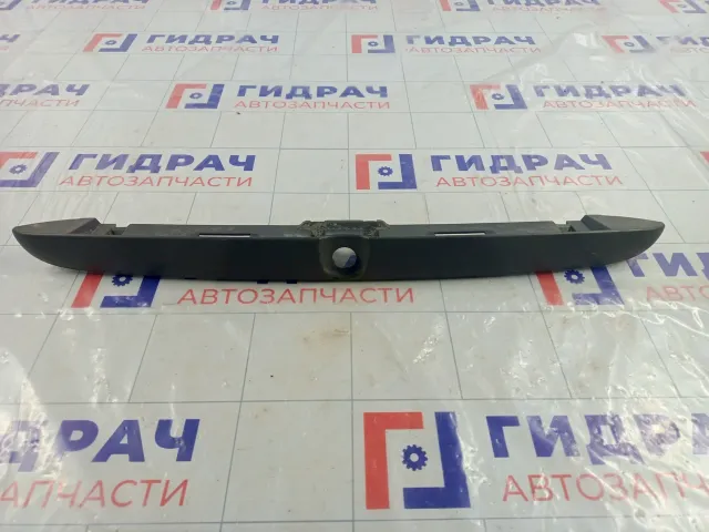 Накладка двери (крышки) багажника Lada Kalina 11188212526