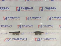 Стекло двери переднее левое Lada Kalina