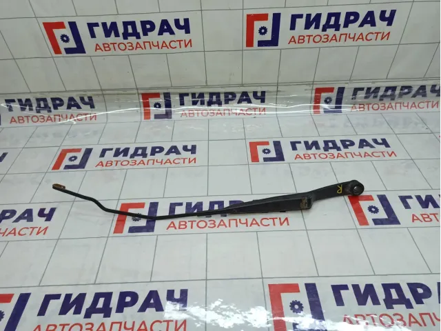 Поводок стеклоочистителя передний правый Lada Kalina 11185205066