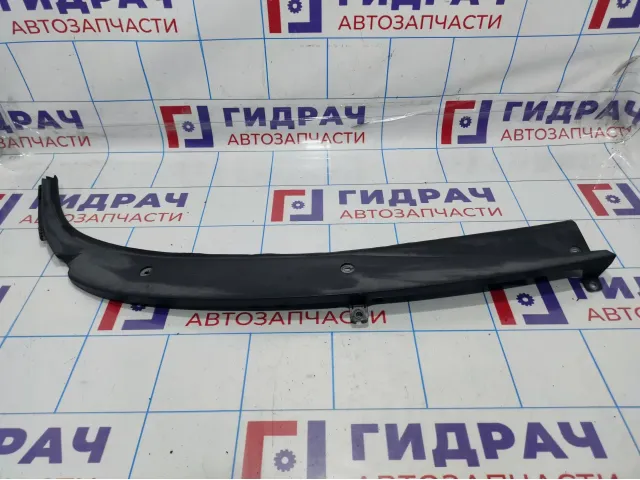 Решетка под лобовое стекло правая Lada Kalina 2 21908212734