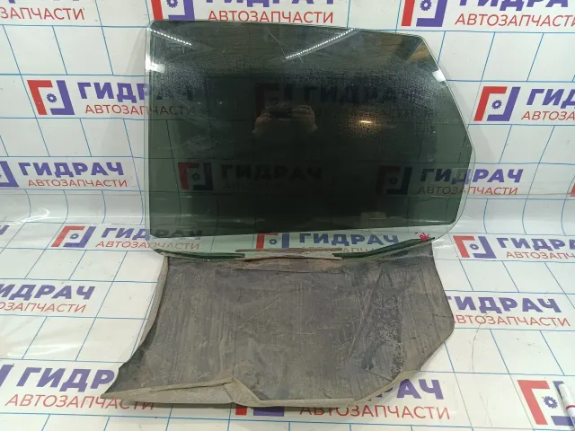 Стекло двери задней левой Lada Kalina 2 111806203215