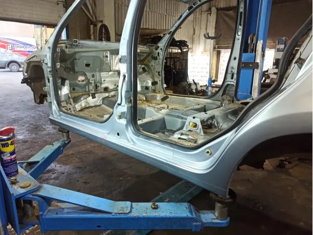 Порог со стойкой левый Lada Kalina 2