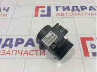 Датчик массового расхода воздуха Lada Kalina 11181130010