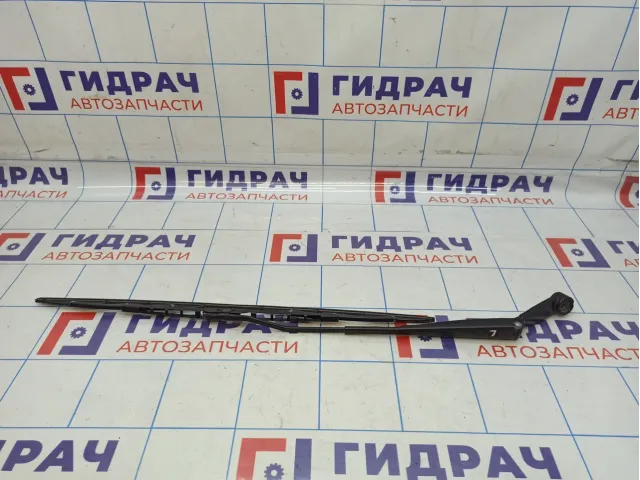 Поводок стеклоочистителя левый Lada Kalina 2