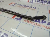 Поводок стеклоочистителя левый Lada Kalina 2