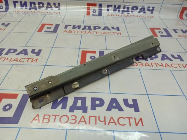 Кронштейн крепления крыла правый Lada Kalina 2 8450107096