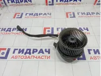Моторчик отопителя (печки) Lada Largus