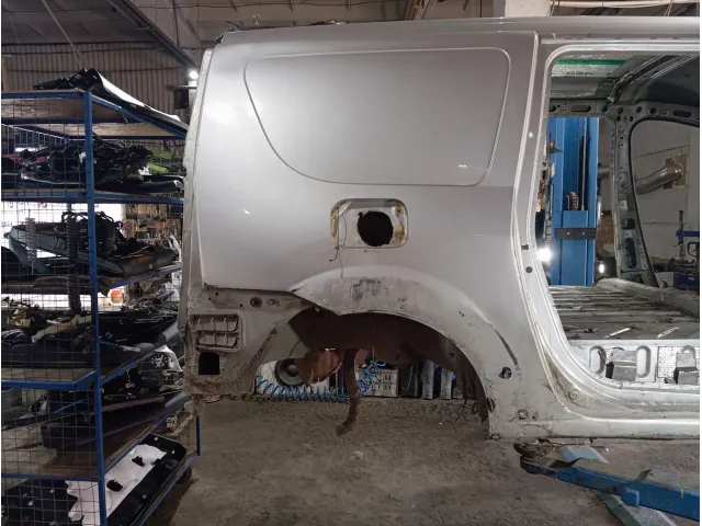 Крыло заднее правое Lada Largus