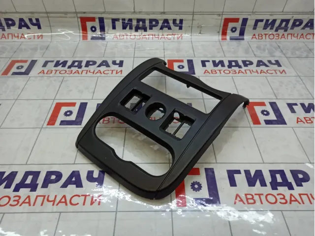 Рамка магнитолы Lada Largus 8450000287