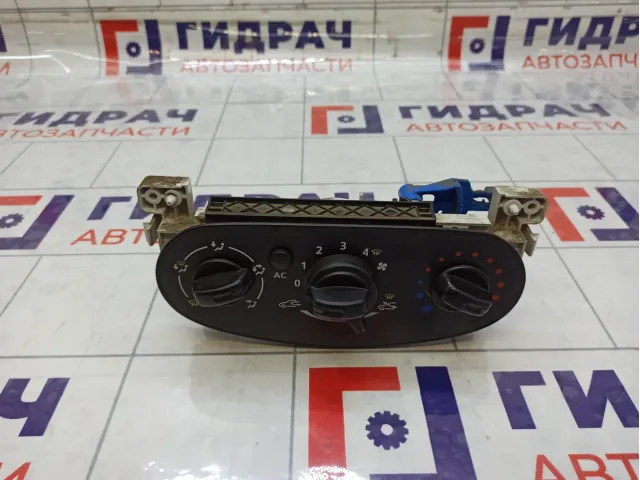 Блок управления отопителем (печкой) Lada Largus 8450104103