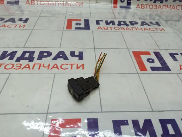 Кнопка стеклоподъемника Lada Largus