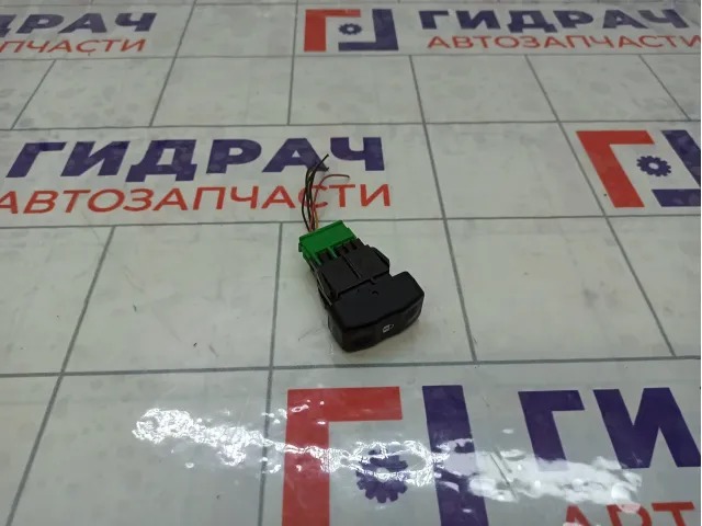 Кнопка центрального замка Lada Largus 8450000262