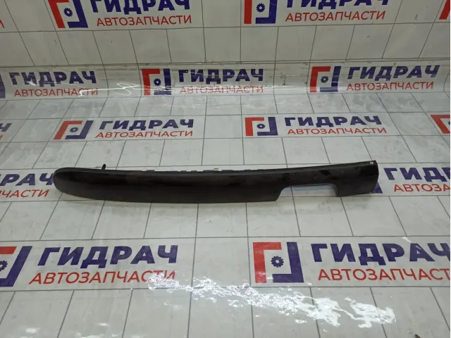 Накладка двери (крышки) багажника Lada Largus 8200490253