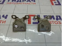 Петли двери задней правой Lada Largus