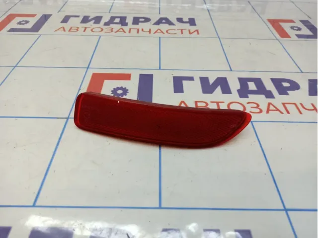 Отражатель в бампер задний левый Lada Largus 8200751779
