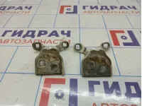 Петли двери передней левой Lada Largus