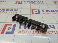 Кронштейн заднего бампера правый Lada Largus 8200846262