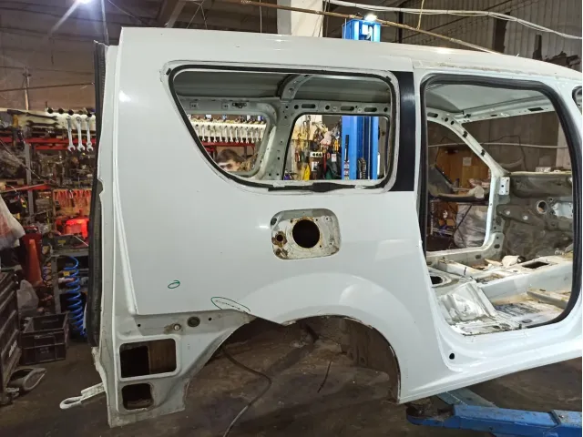 Крыло заднее правое Lada Largus