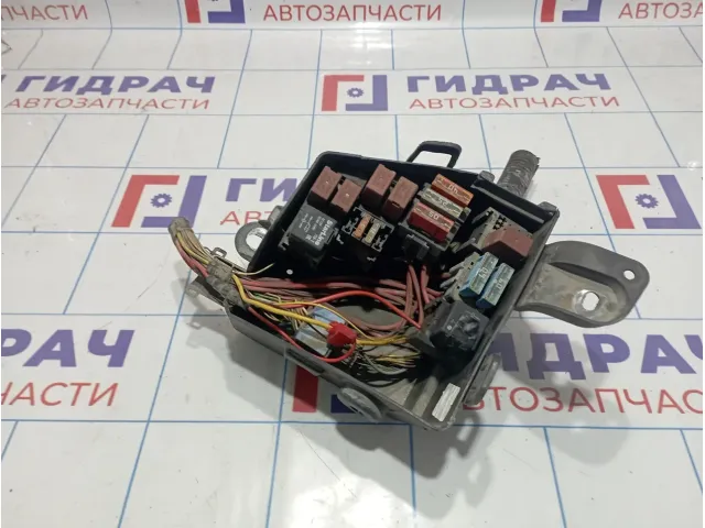Блок предохранителей Lada Largus