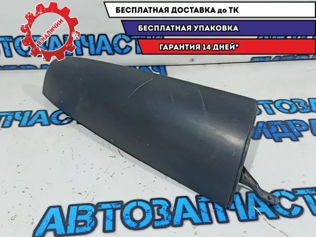 Накладка стойки задняя левая верхняя Lada Largus 8200414582. Царапины.