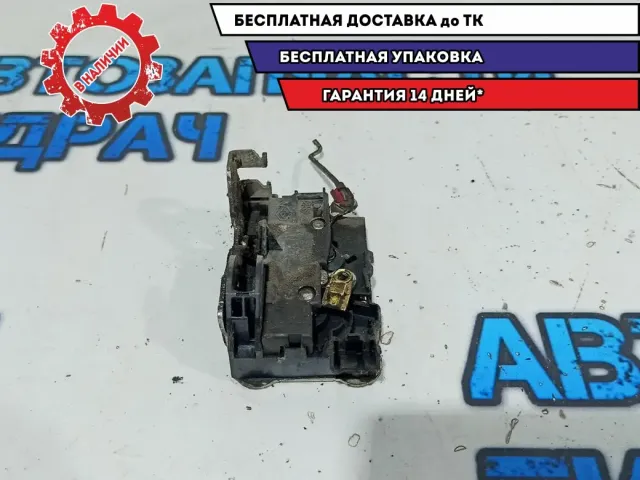 Замок двери задней левой Lada Largus 8200928509. Без активатора.