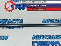 Накладка стекла переднего левого Lada Largus 8450000568. Внутренняя.