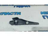 Накладка петли капота правая Lada Largus 8200273994. Царапины.