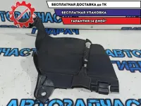 Пыльник двигателя боковой правый Lada Largus 8200595797.
