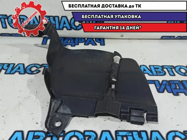 Пыльник двигателя боковой правый Lada Largus 8200595797.